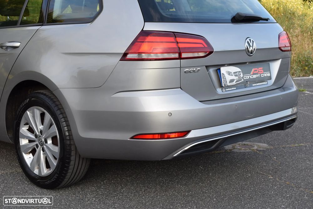 VW Golf Variant 1.6 TDi Confortline - 42