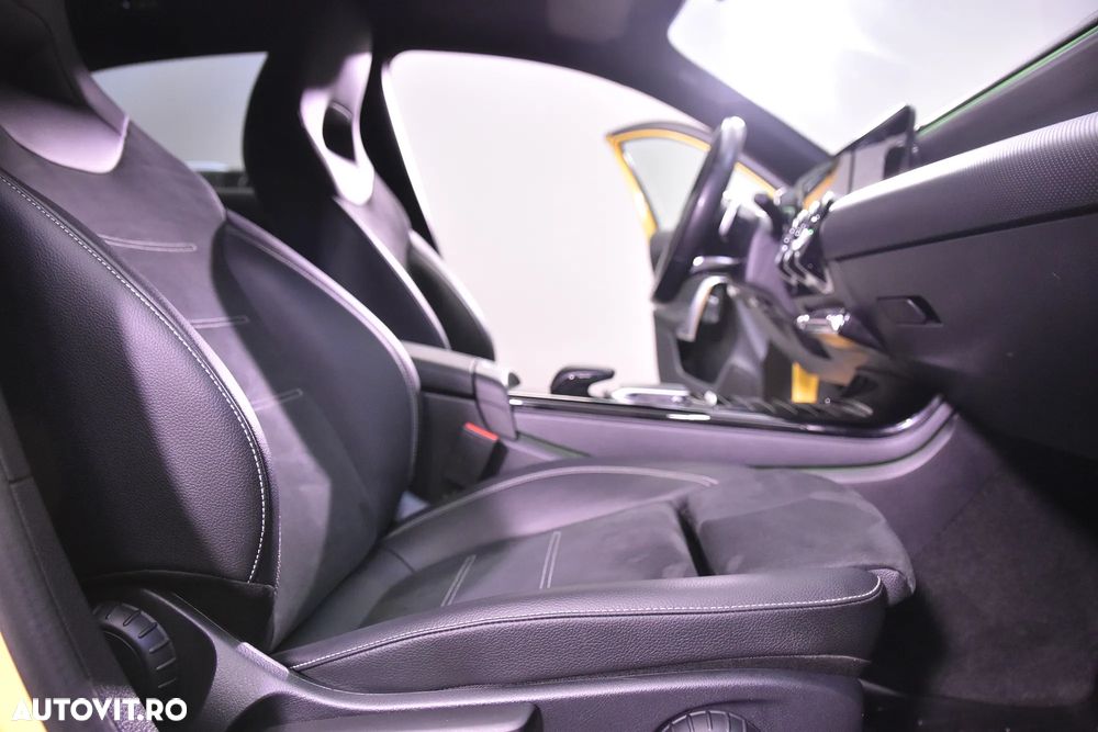 Mercedes-Benz A 220 - 11