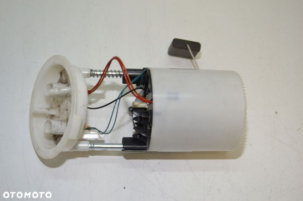 POMPA PALIWA BMW E90 E91 E92 316 318 320 325 330 benzyna - 3
