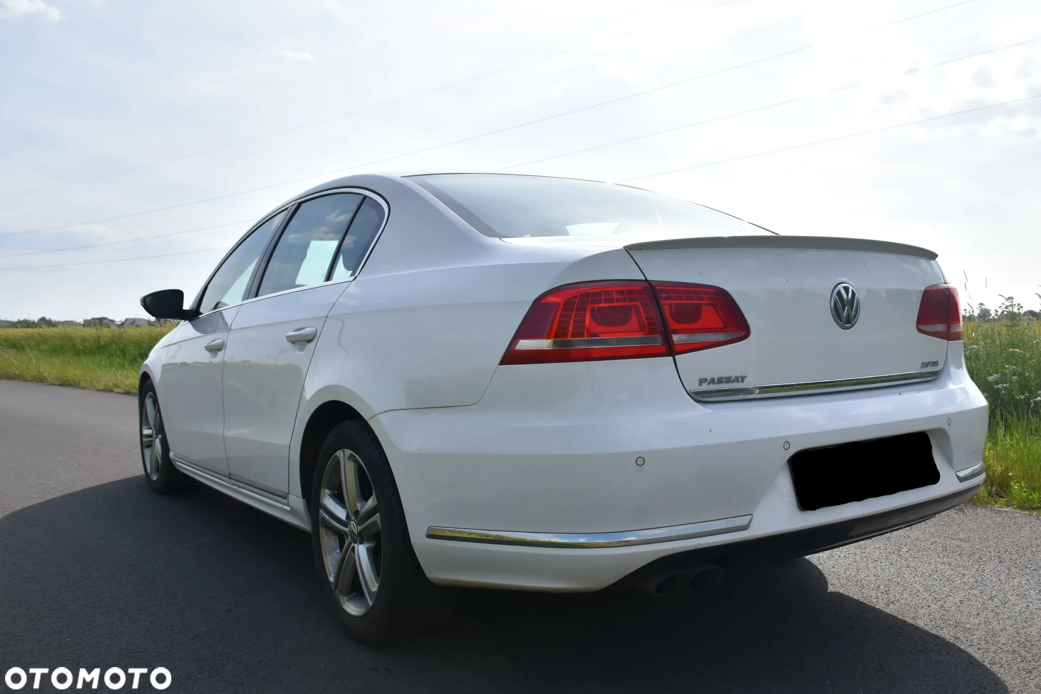 Volkswagen Passat 2.0 TDI Highline R-Style DSG - 4