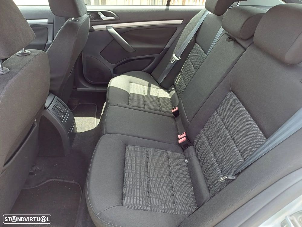 Audi A6 Avant 2.0 TDi quattro Sport S tronic - 9