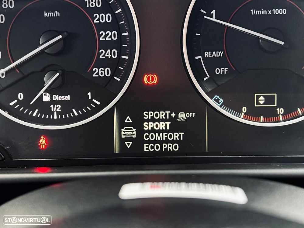 BMW 116 d Line Sport - 24