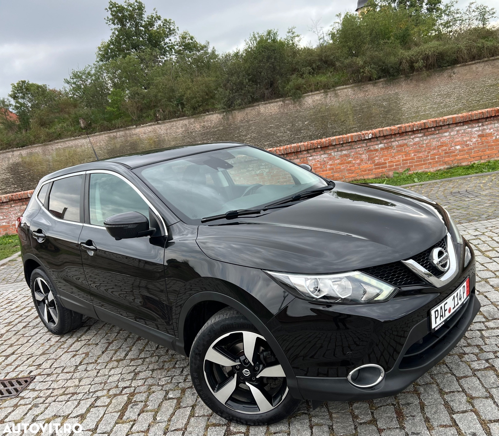 Nissan Qashqai 1.6 DCI Start/Stop N-Connecta - 3