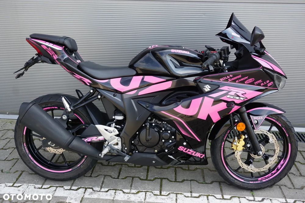 Suzuki GSX - 2