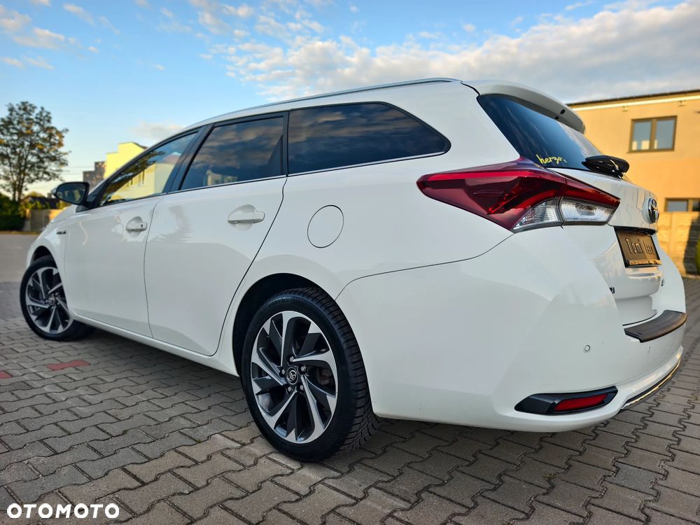 Toyota Auris 1.8 VVT-i Hybrid Automatik Touring Sports Edition - 25