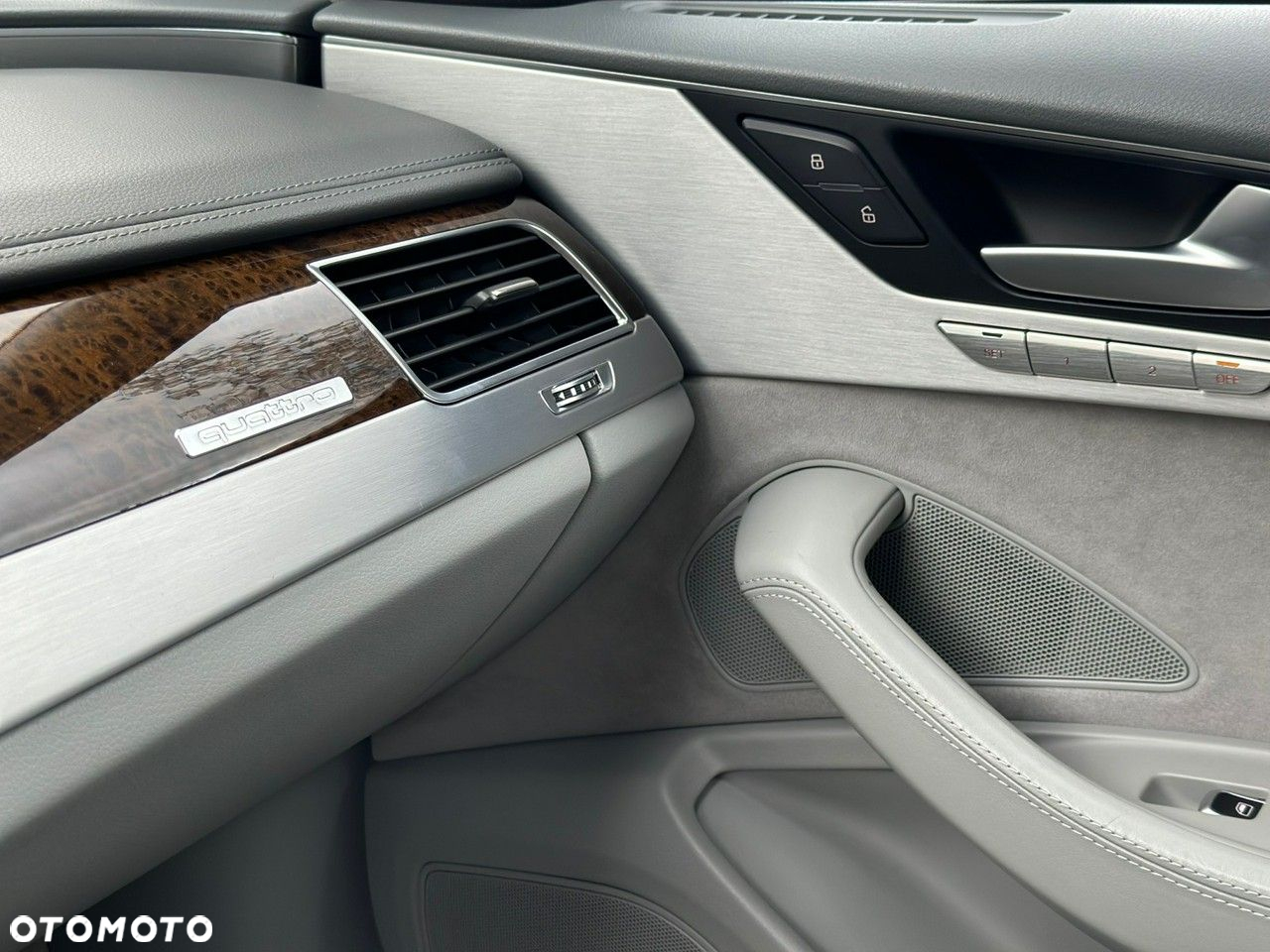 Audi A8 - 35