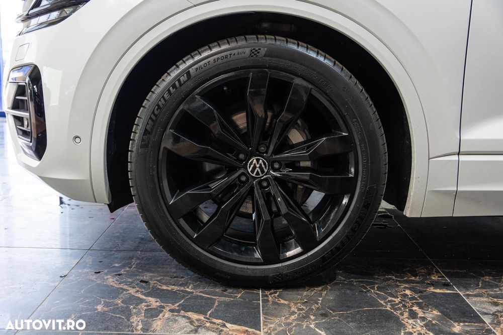 Volkswagen Touareg 3.0 V6 TDI 4Motion DPF Automatik R-Line - 9