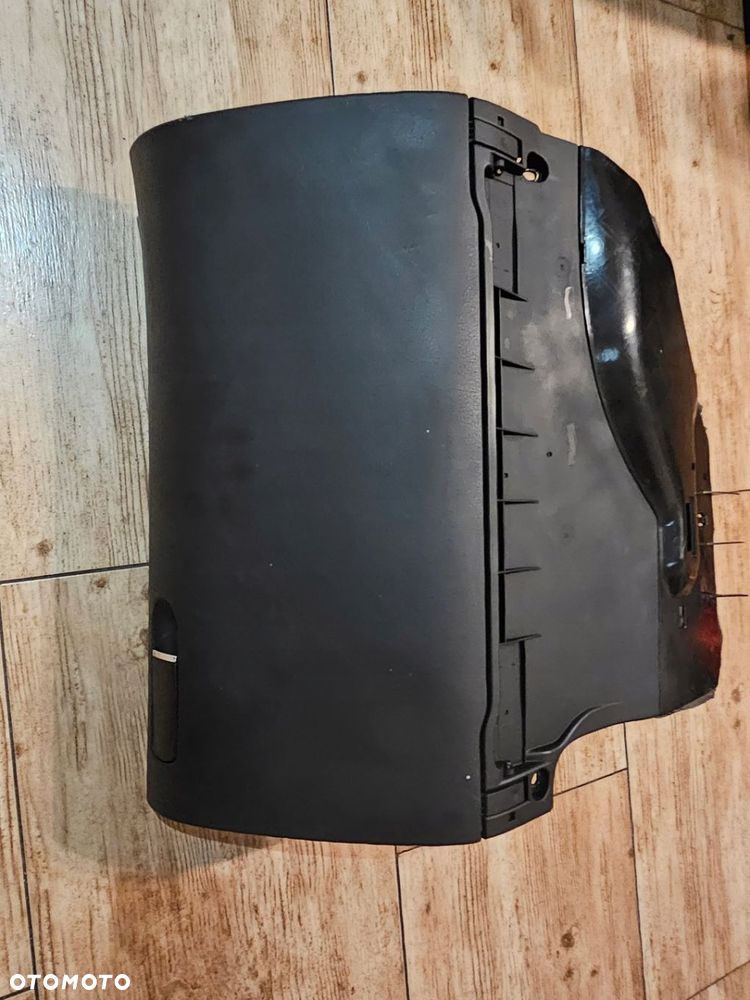 SCHOWEK PASAŻERA AUDI A4 B7 04 EU - 14