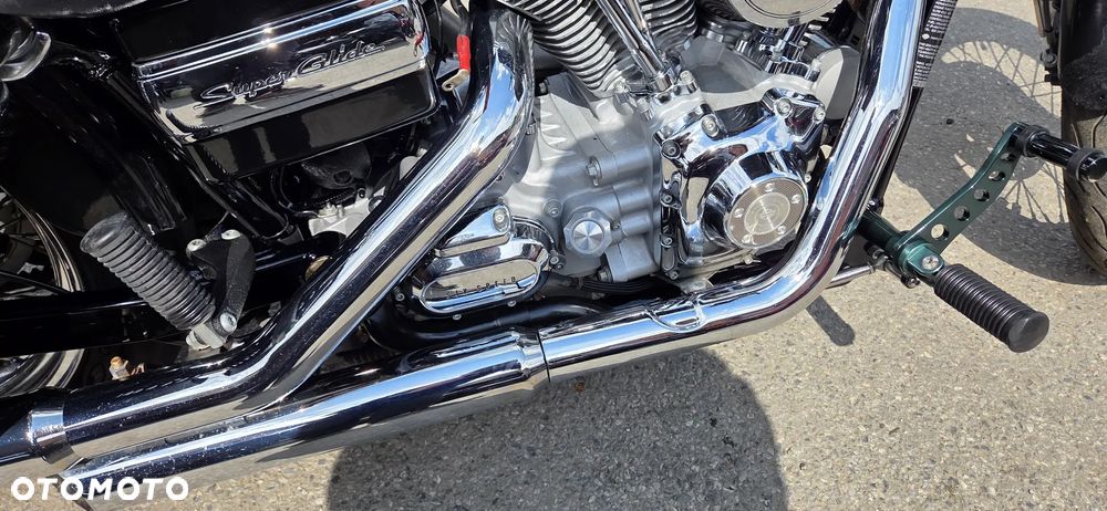 Harley-Davidson Dyna Super Glide - 35