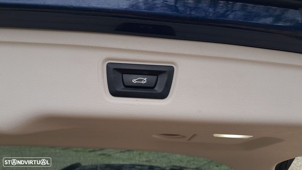 BMW 330 e Corporate Edition Auto - 54