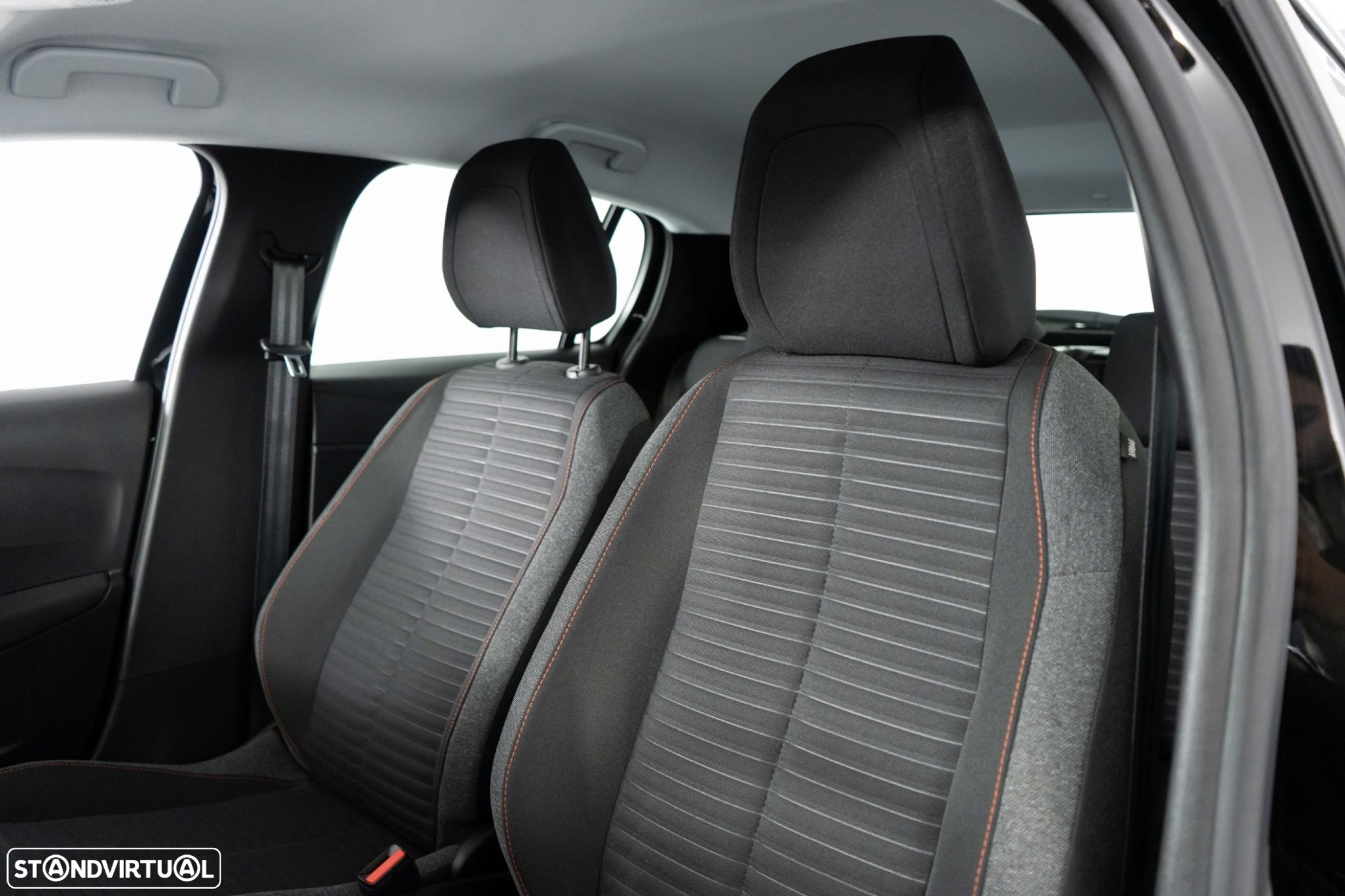 Peugeot 208 1.2 PureTech Active Pack - 8