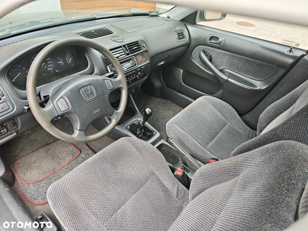 Honda Civic 1.4i S - 12