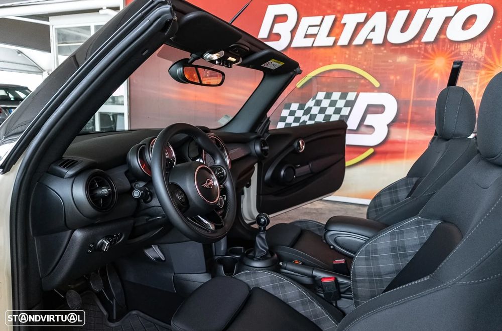 MINI Cabrio Cooper D - 13