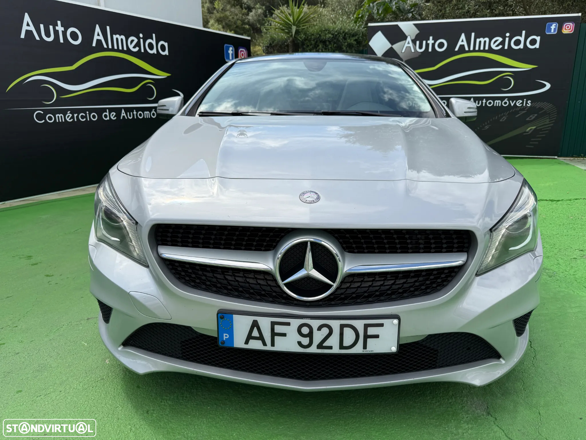 Mercedes-Benz CLA 180 Shooting Brake d Urban - 21