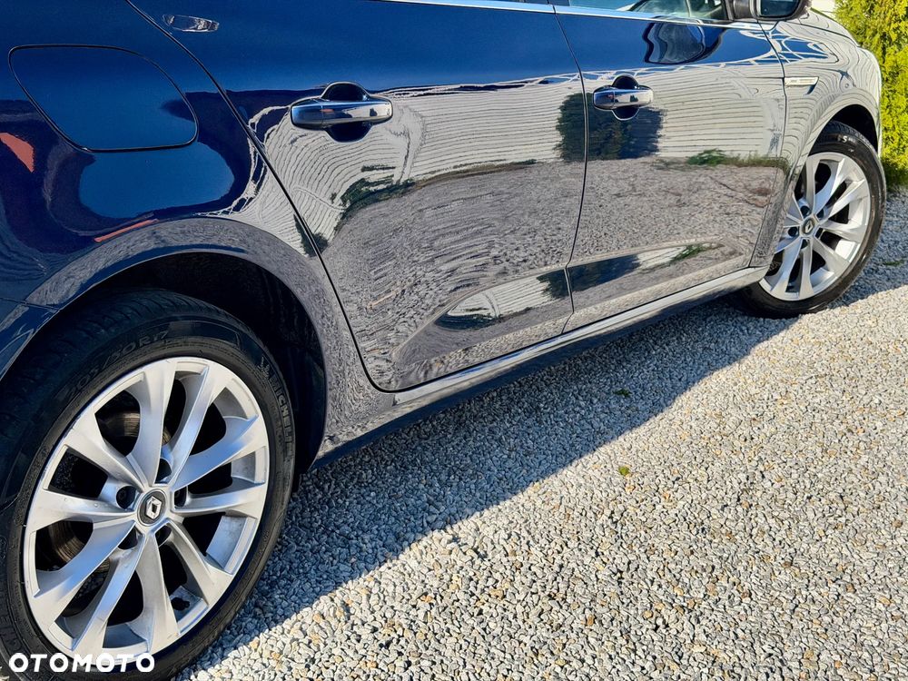Renault Megane ENERGY TCe 130 EDC BOSE EDITION - 30