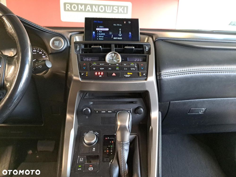 Lexus NX 200t Comfort AWD - 15