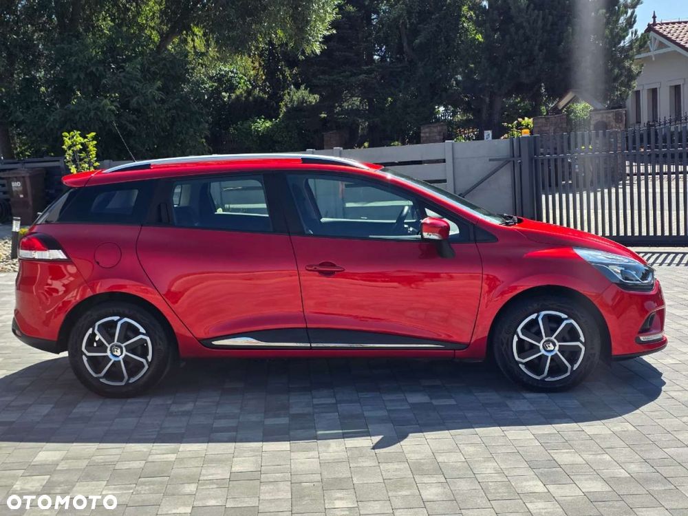 Renault Clio - 36