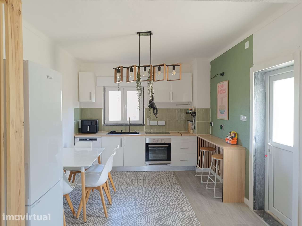 Moradia isolada totalmente remodelada pronta a habitar em Pombal T2+1 - Grande imagem: 2/34