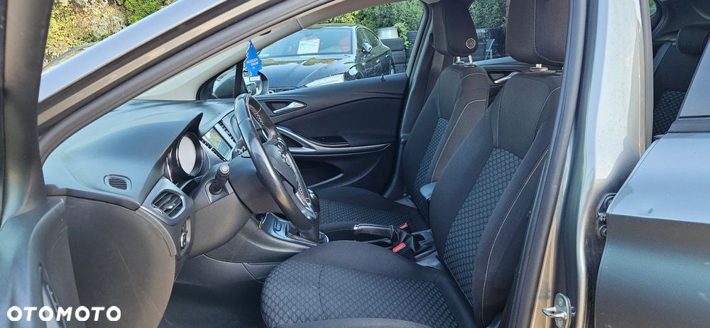 Opel Astra V 1.4 T Enjoy S&S - 18