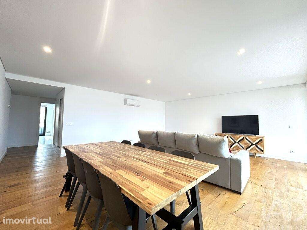Apartamento T3 em Quarteira de 155,7 m2 - Grande imagem: 2/27