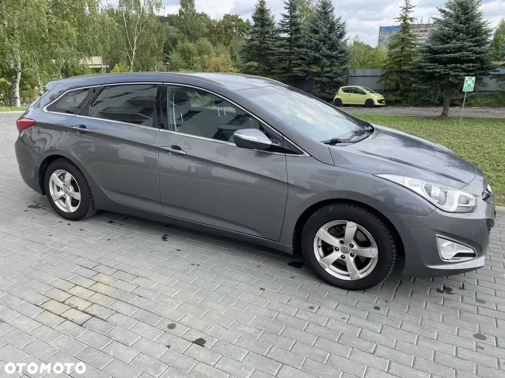 Hyundai i40 1.6 GDI Comfort + - 24