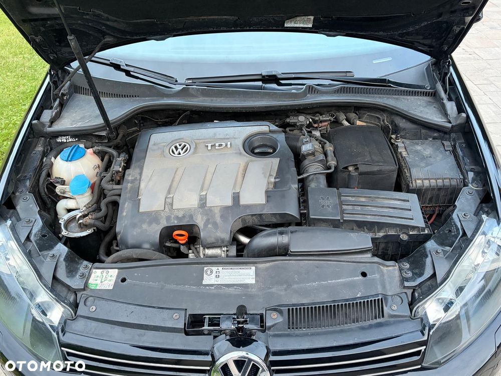 Volkswagen Golf 1.6 TDI Highline - 13