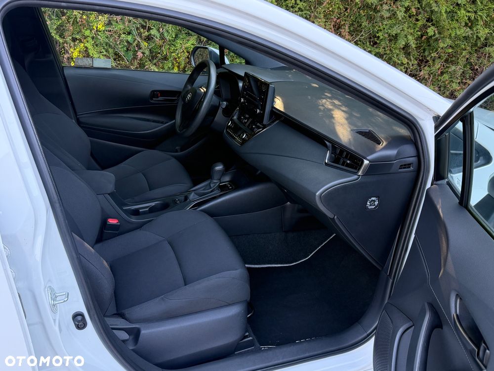 Toyota Corolla - 6