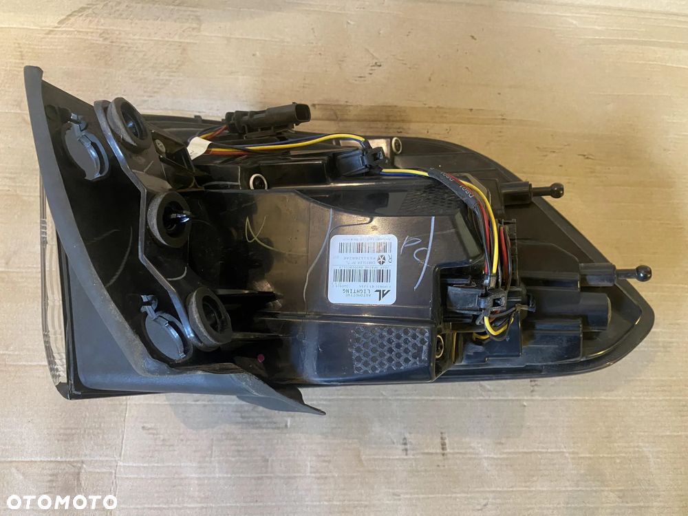 Lampa Jeep Compass II prawy tył OE - 3