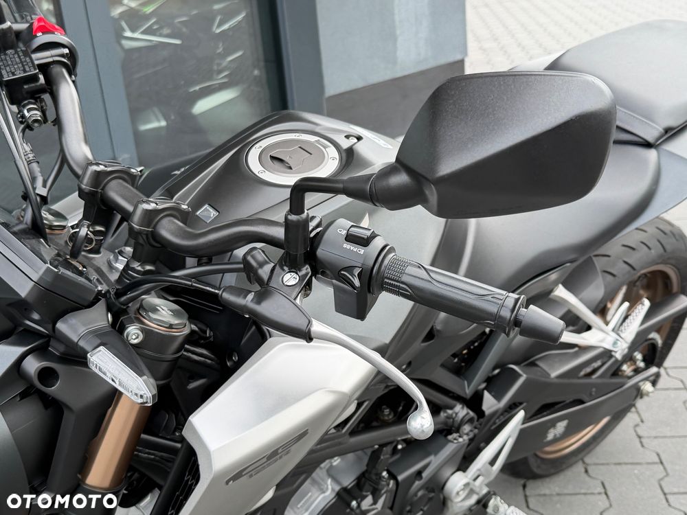 Honda CB - 36