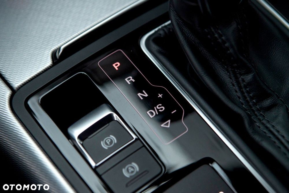 Audi A6 Avant 2.0 TDI ultra S tronic - 30