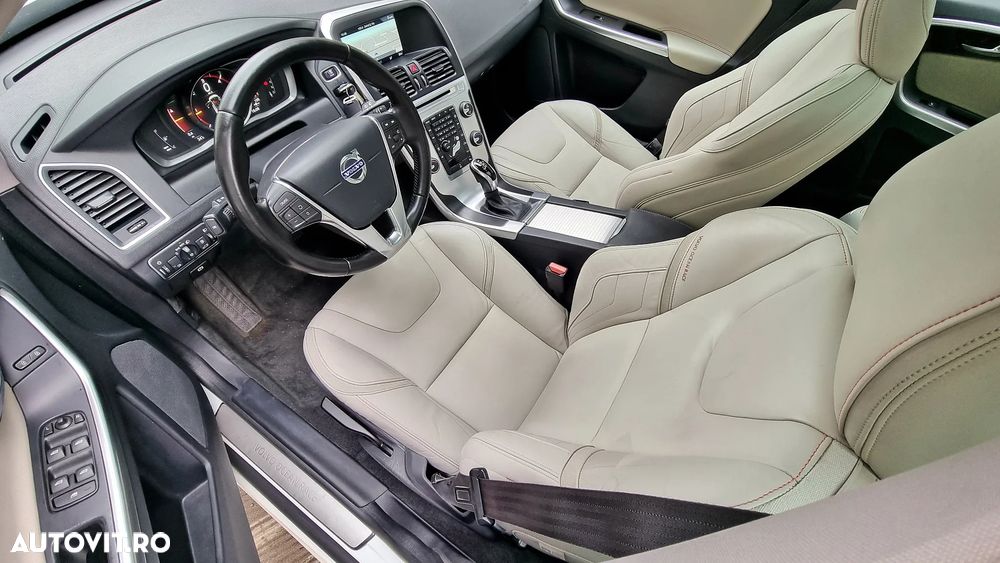 Volvo XC 60 D4 Geartronic Ocean Race - 18