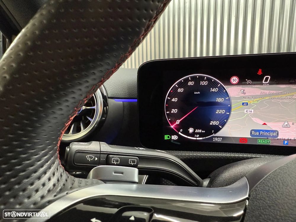 Mercedes-Benz A 250 e AMG Line - 36