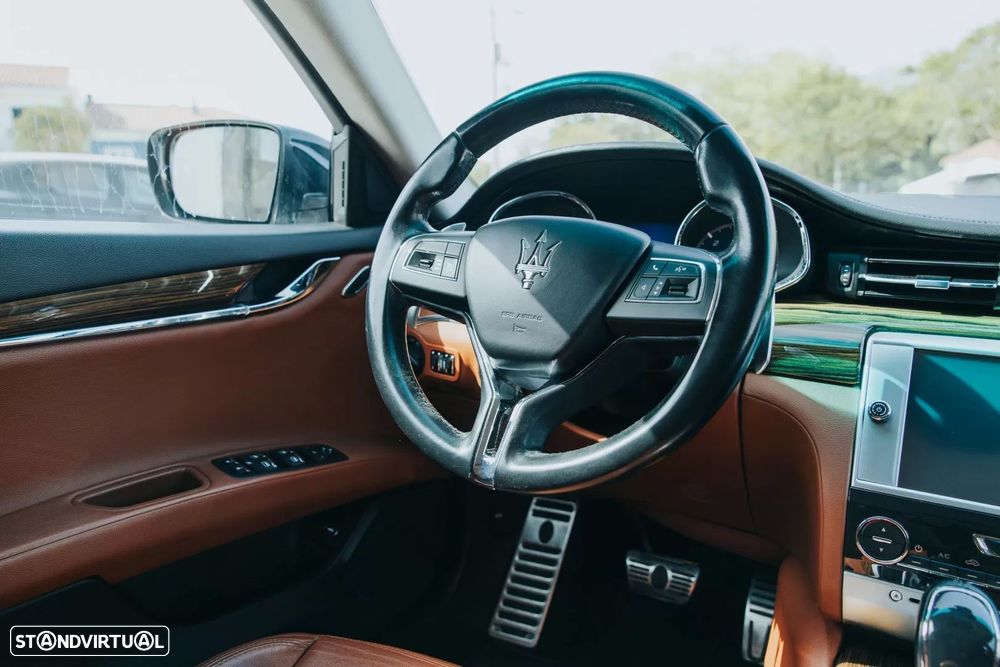 Maserati Quattroporte D Auto - 24