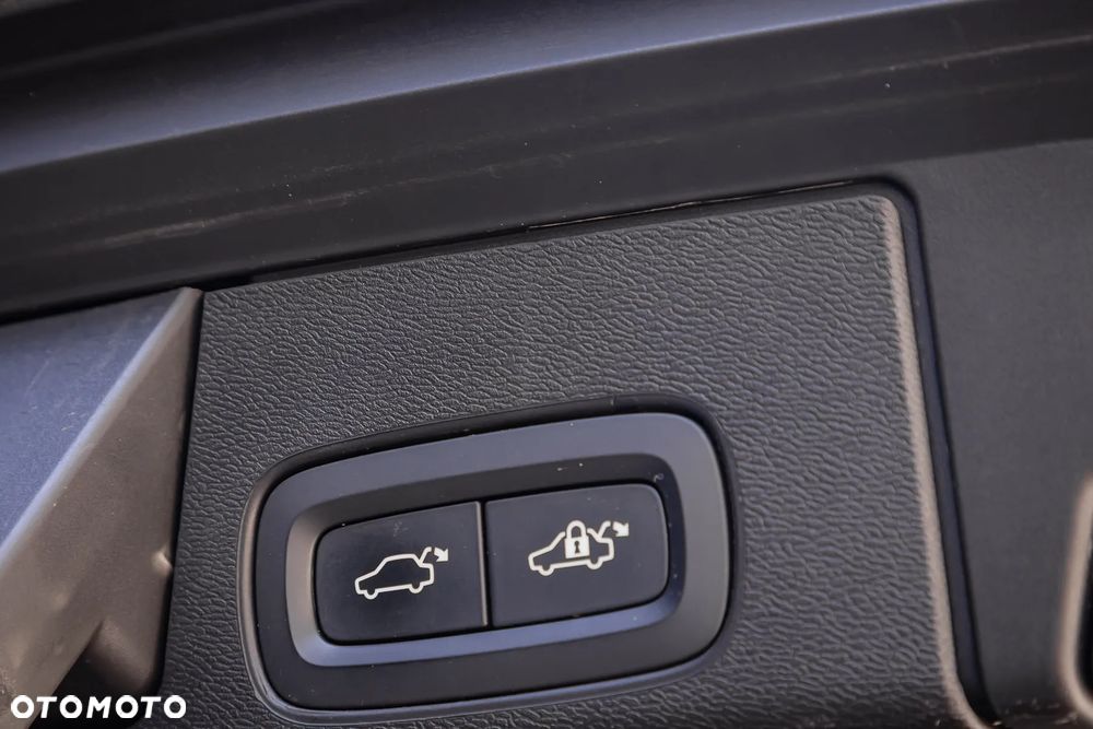 Volvo XC 60 B4 B Inscription - 37