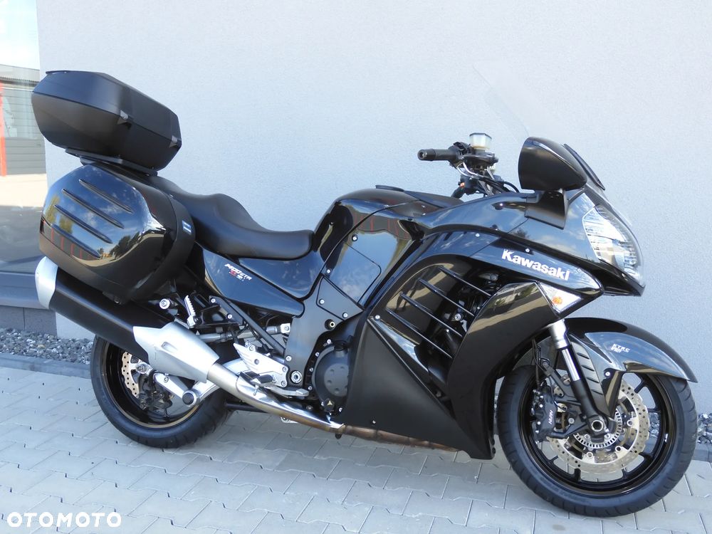Kawasaki GTR - 2
