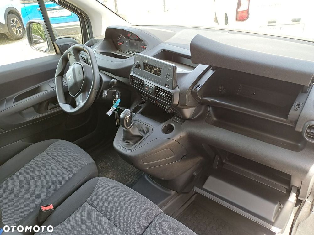 Peugeot Partner - 11