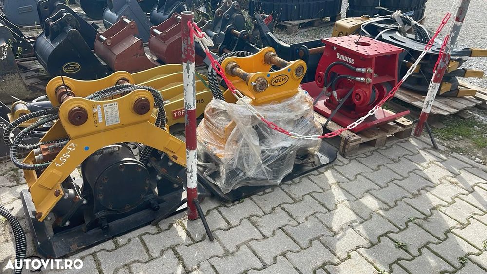 Placi Vibrante pentru excavatoare de 4-15 Tone - 1