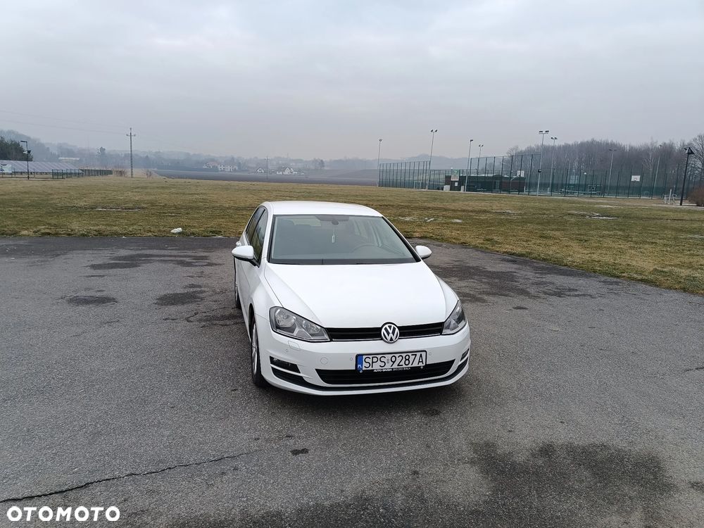 Volkswagen Golf 1.2 TSI BMT Trendline Perfectline - 10