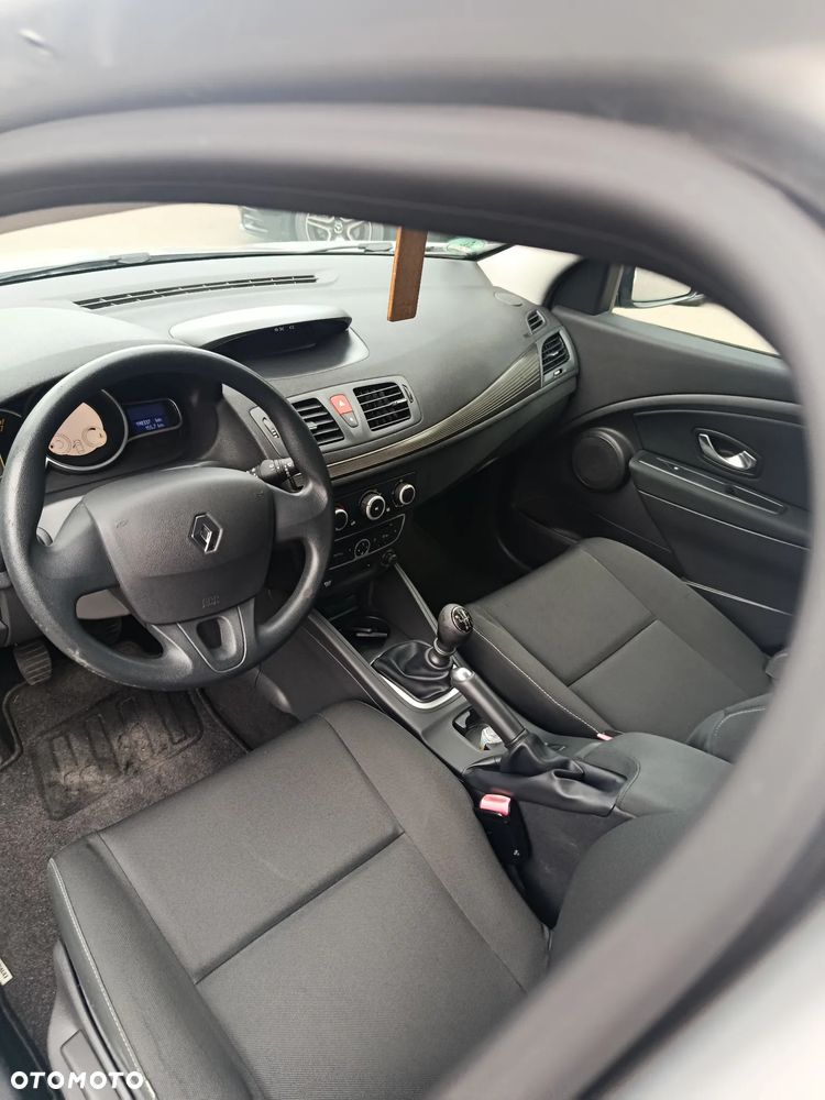 Renault Megane - 11
