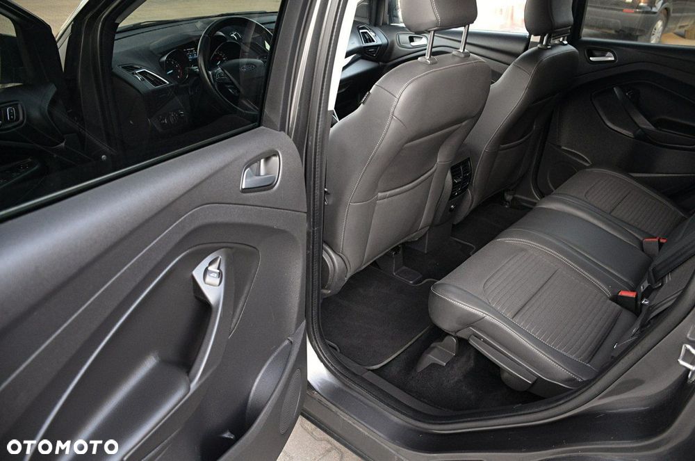 Ford Kuga - 14