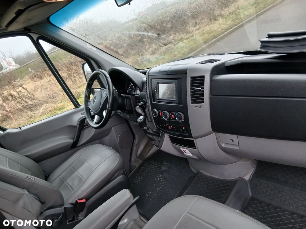 Mercedes-Benz Sprinter - 31