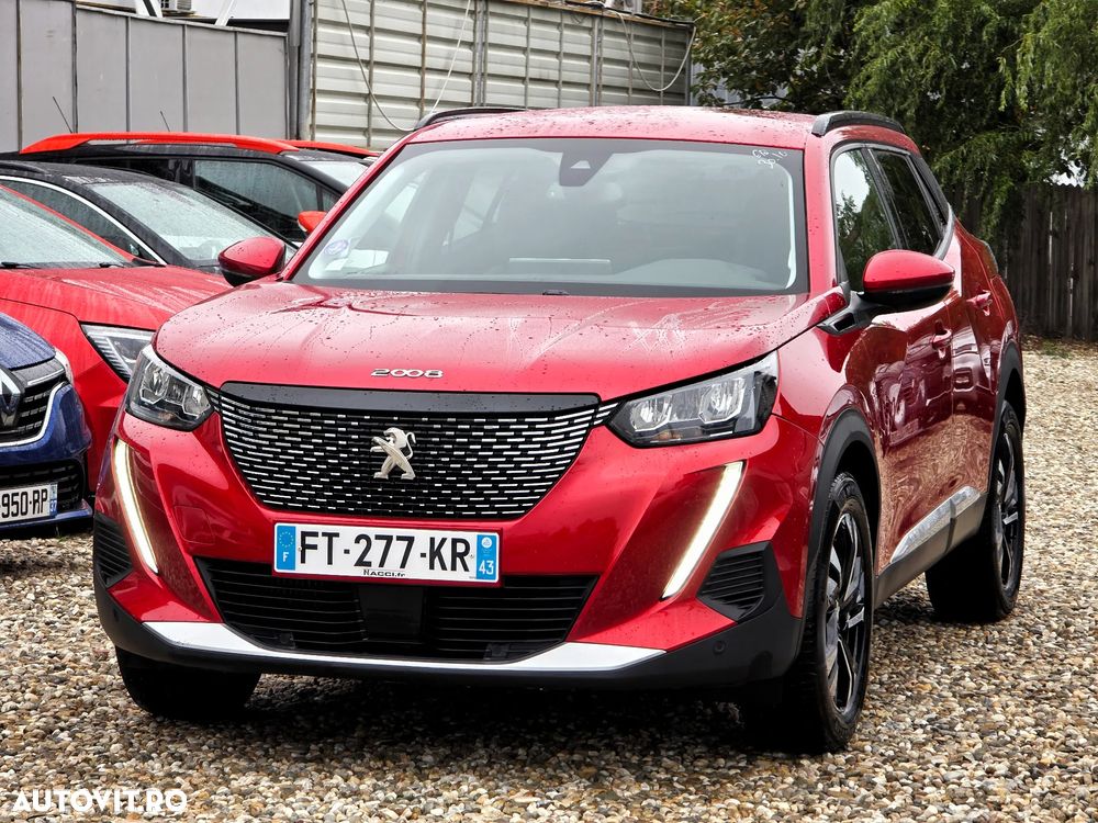 Peugeot 2008 1.2 L PureTech STT EAT8 Allure - 1