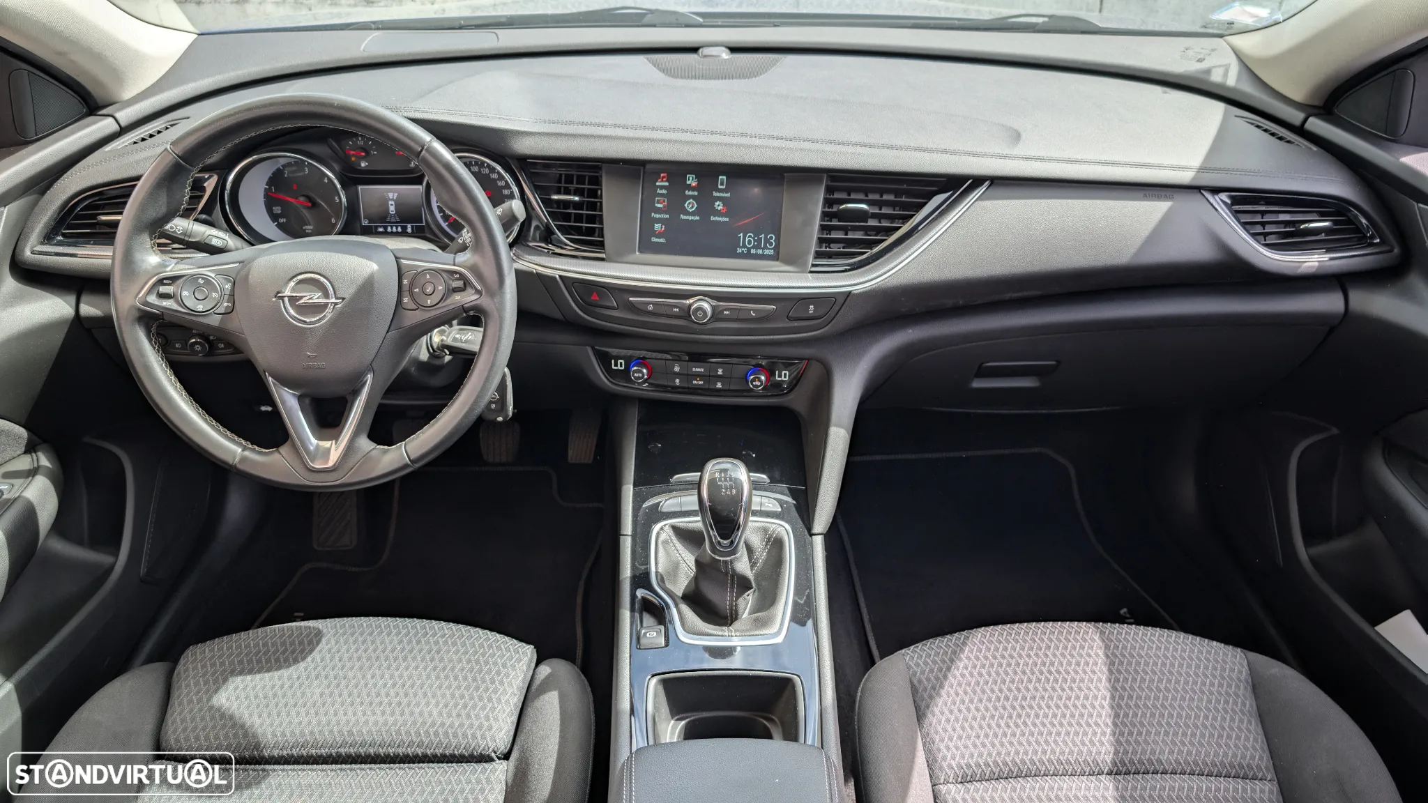 Opel Insignia Grand Sport 1.5 D Business Edition - 17