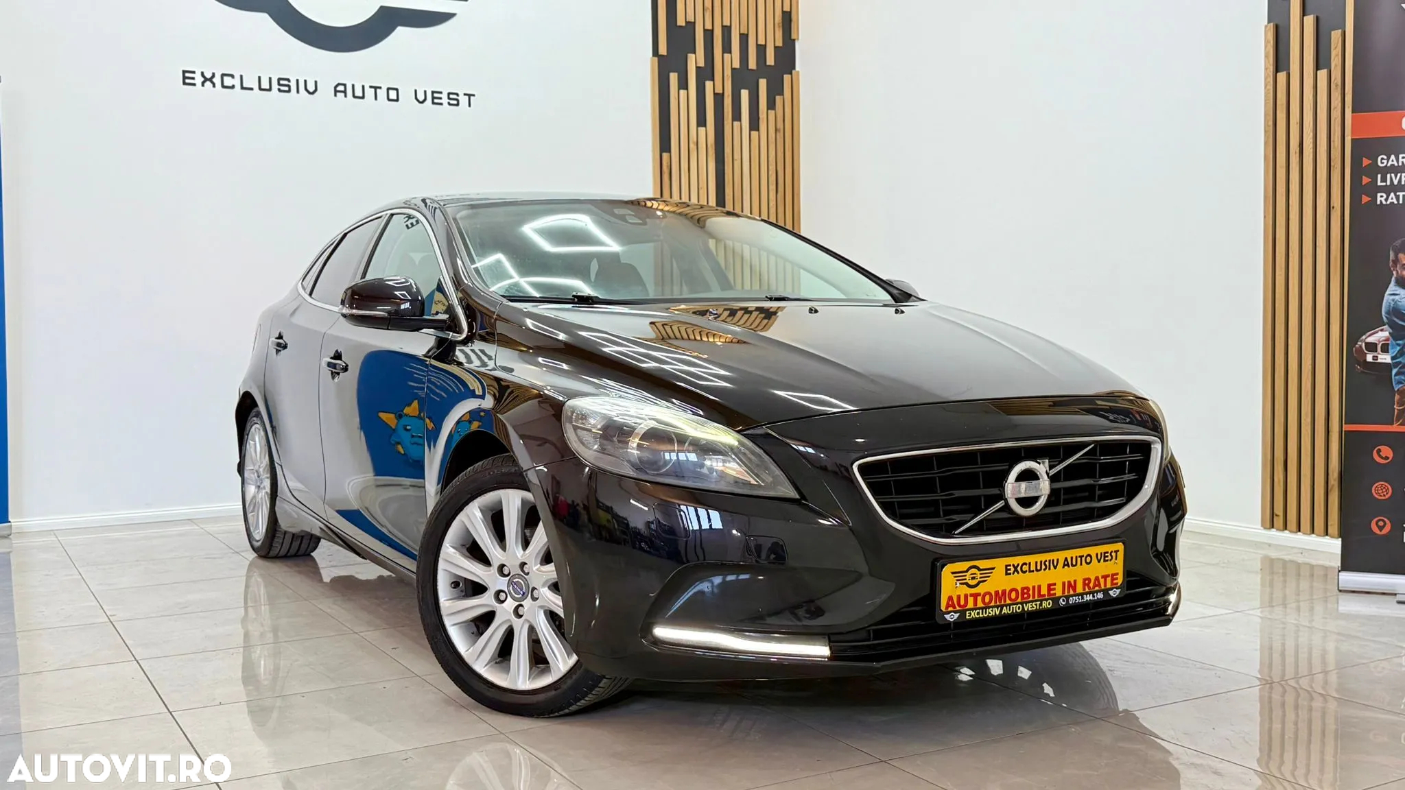 Volvo V40 Cross Country D2 Momentum - 11