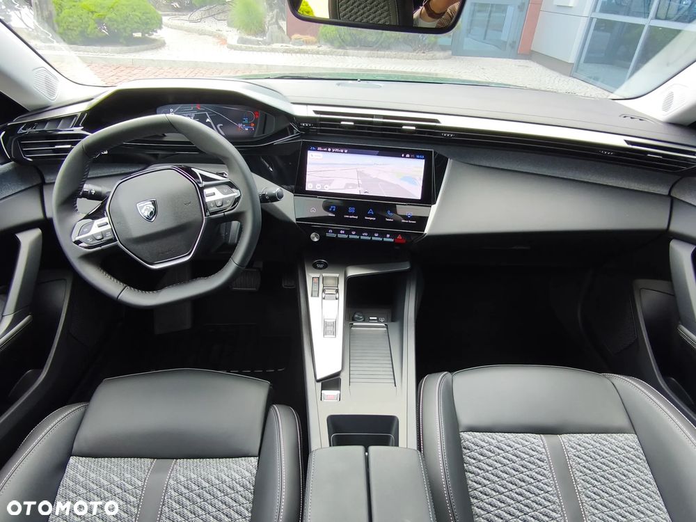 Peugeot 308 1.2 mHEV Allure S&S e-DCS6 - 20