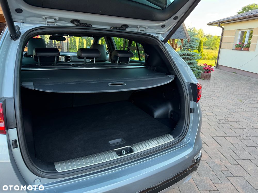 Kia Sportage 1.6 CRDI AWD Eco-Dynamics+ (48V M-H) GT LINE - 25