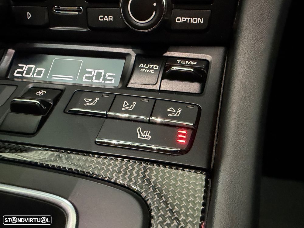 Porsche 911 (991) Turbo S - 25