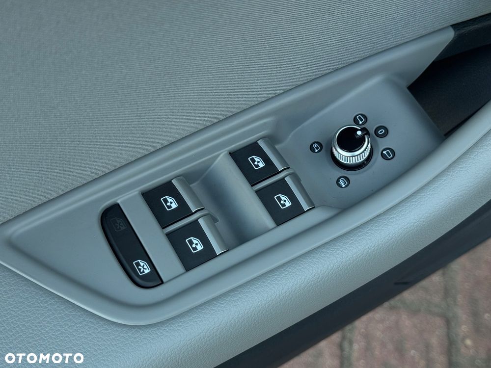 Audi A4 Avant 40 TDI mHEV S tronic - 33