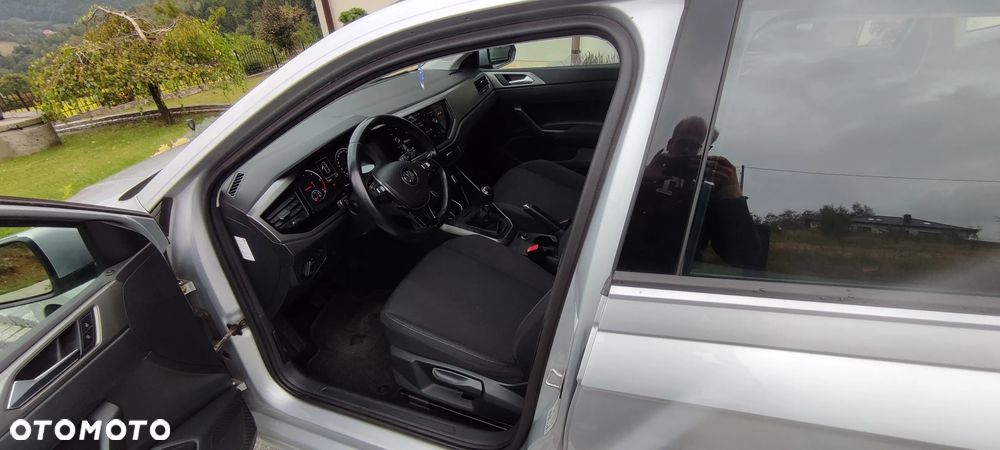 Volkswagen Polo 1.6 TDI SCR Comfortline - 12