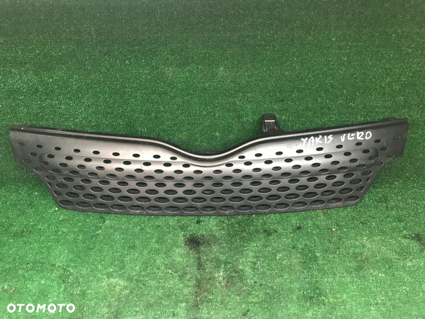ATRAPA GRILL KRATKA TOYOTA YARIS VERSO WWA